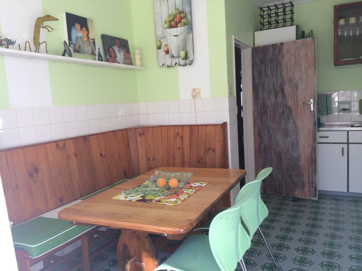 Leo'S Den Bed & Breakfast Fish Hoek Bagian luar foto