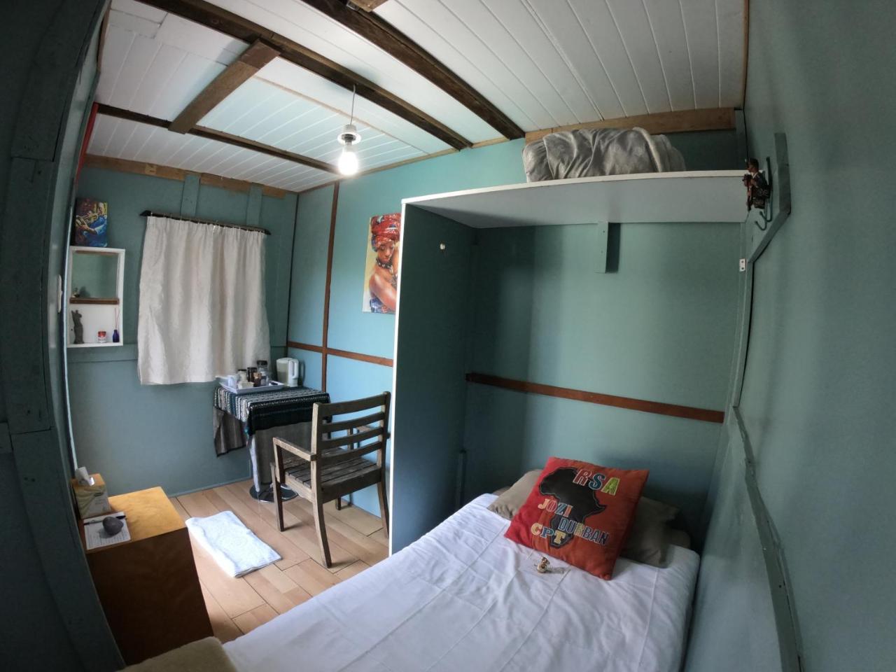 Leo'S Den Bed & Breakfast Fish Hoek Bagian luar foto